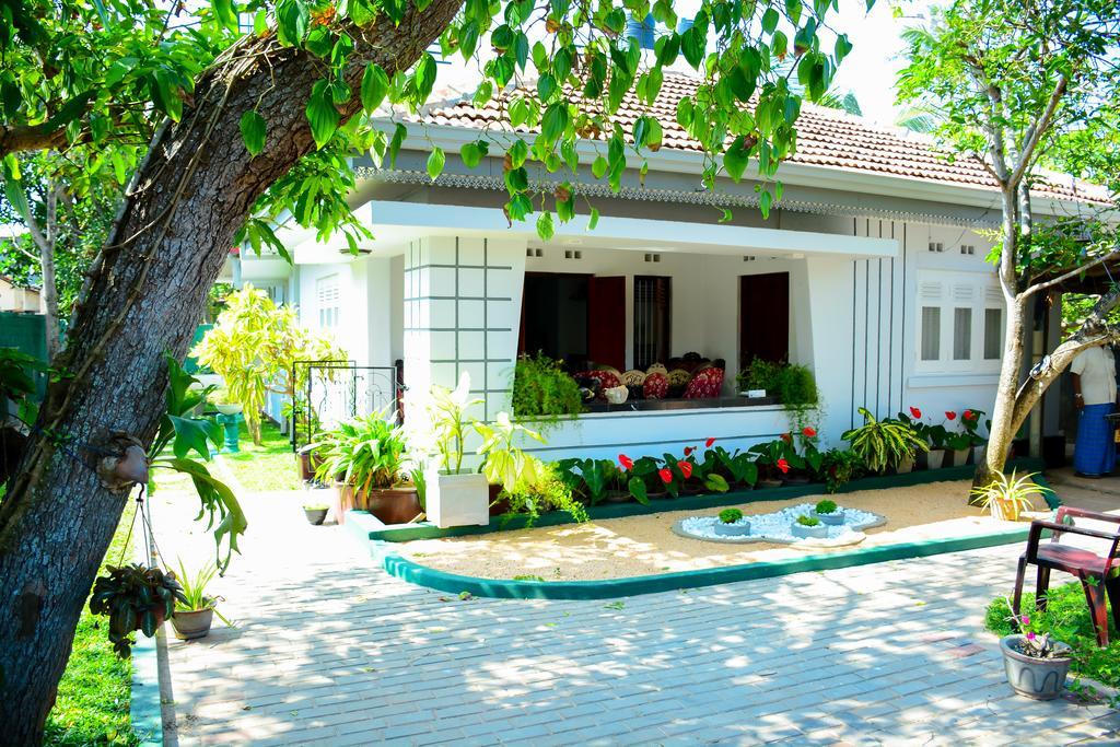 Mama Beach Villa Negombo Luaran gambar